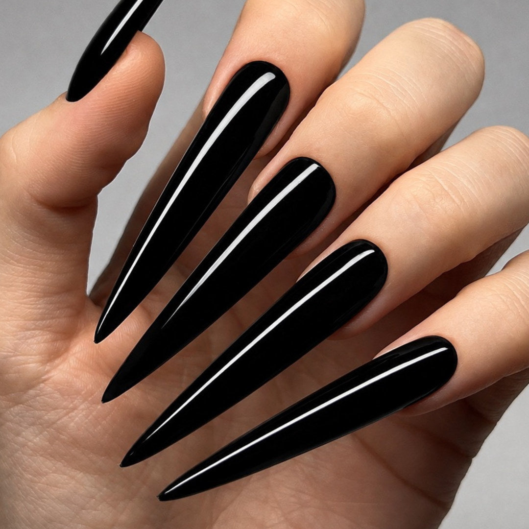 Capsules américaines Stiletto 3x long Natural – rendu porté avec VSP noir